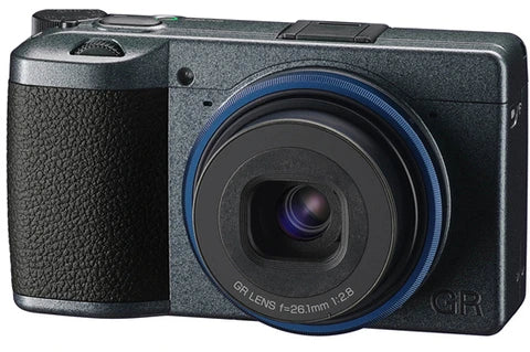 Appareil photo compact Ricoh GR III x Urban Edition + Etui cuir