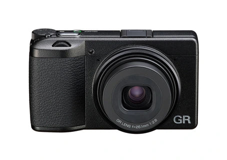 Appareil photo compact Ricoh GR III x HDF le Compact Expert Haut de Gamme, ideal pour les photos prises sur le vif