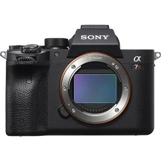 Appareil photo bridge Sony Alpha A7 Mark IV Boitier Noir + FE 20-70 mm F 4 G + SanDisk 256GB Extreme Pro SDXC UHS-II U3 V90 300MB/s
